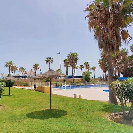 Nice And Cozy Studio At The Beachfront Benalmadena Bagian luar foto