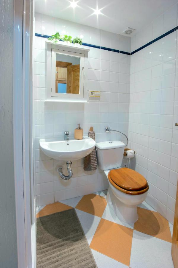 Nice And Cozy Studio At The Beachfront Benalmadena Bagian luar foto