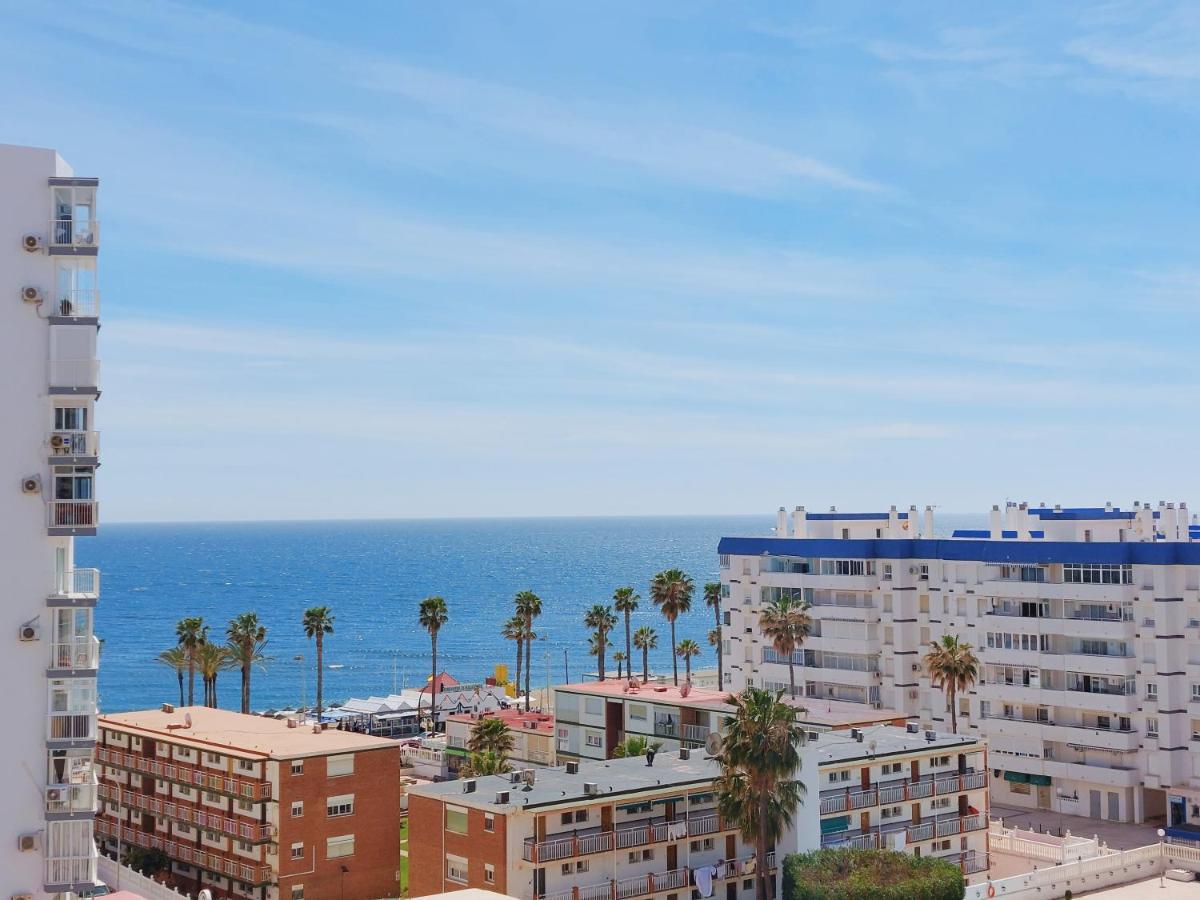 Nice And Cozy Studio At The Beachfront Benalmadena Bagian luar foto