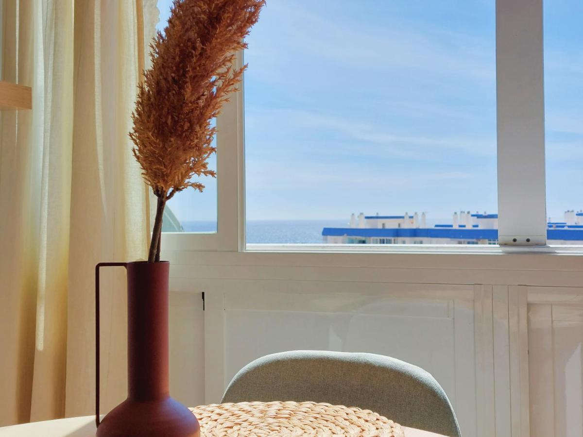 Nice And Cozy Studio At The Beachfront Benalmadena Bagian luar foto
